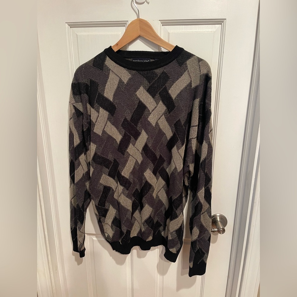 Northern Isles Black and Gray “Coogie Style” Men’s Sweater Vintage